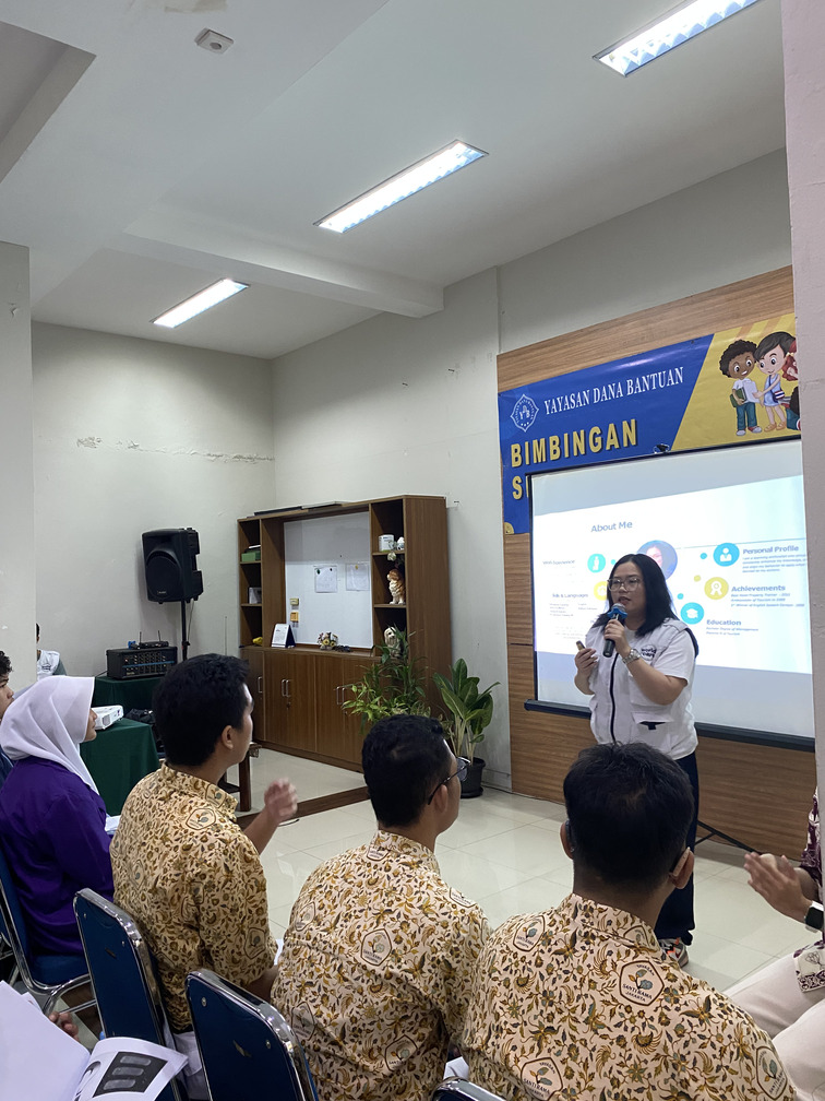 Sesi bimbingan siswa binaan YDB