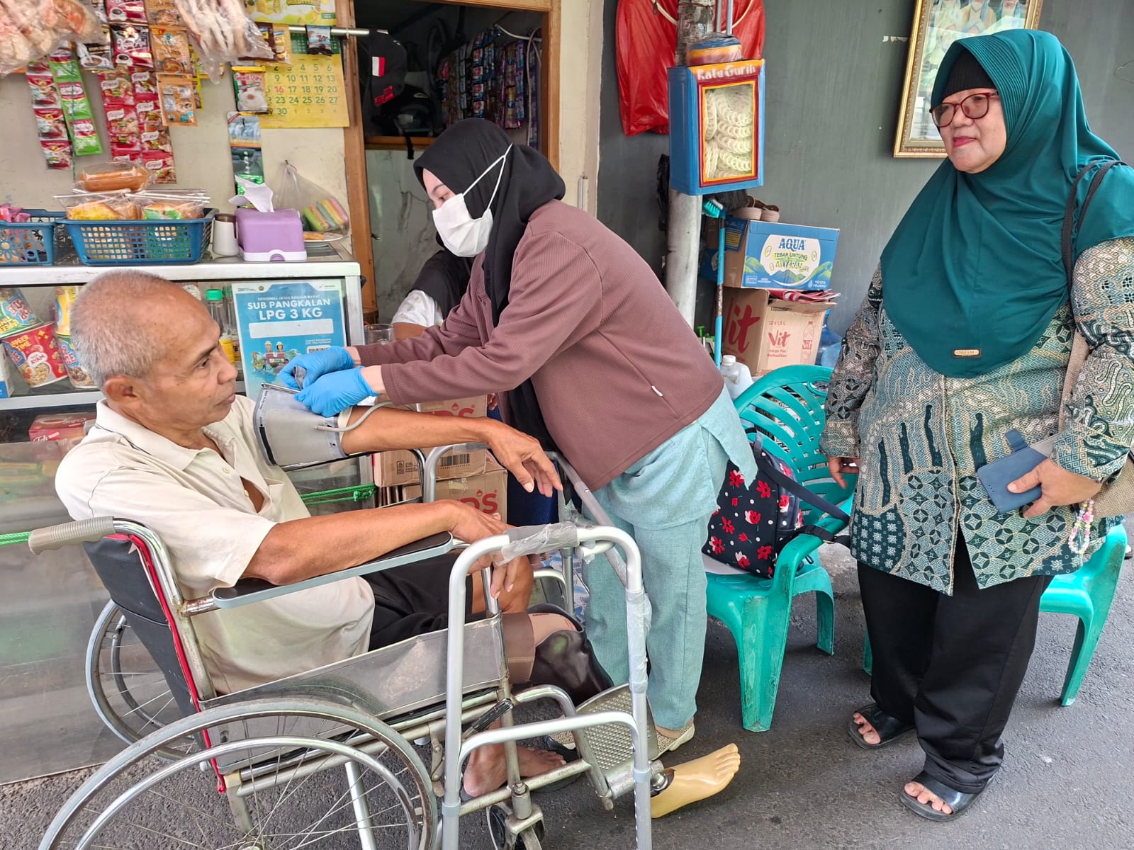 Pelayanan kesehatan lapangan YDB