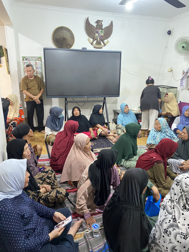 Kegiatan pelayanan lansia